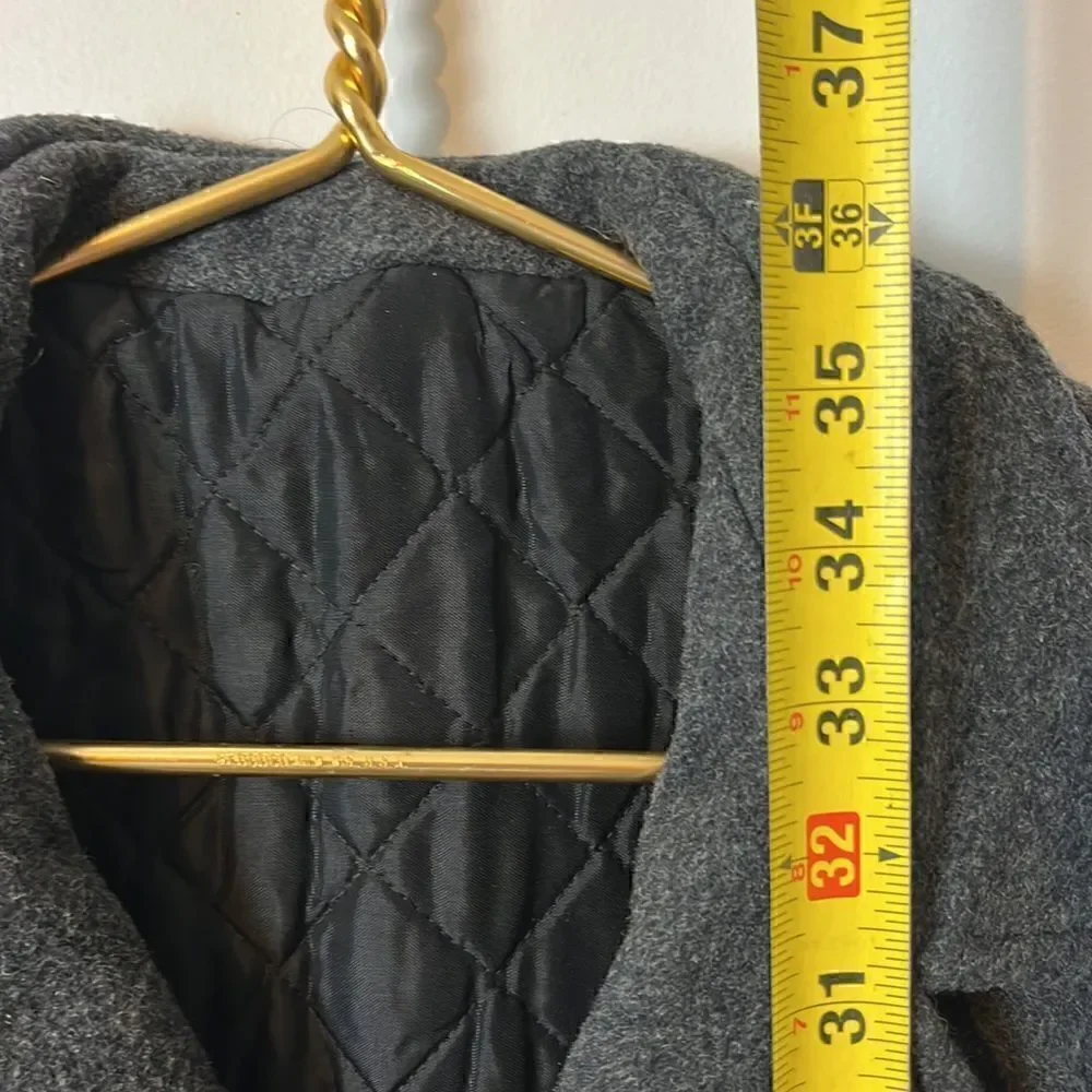 Wool insulated 3 button coat - Picture 9 of 10